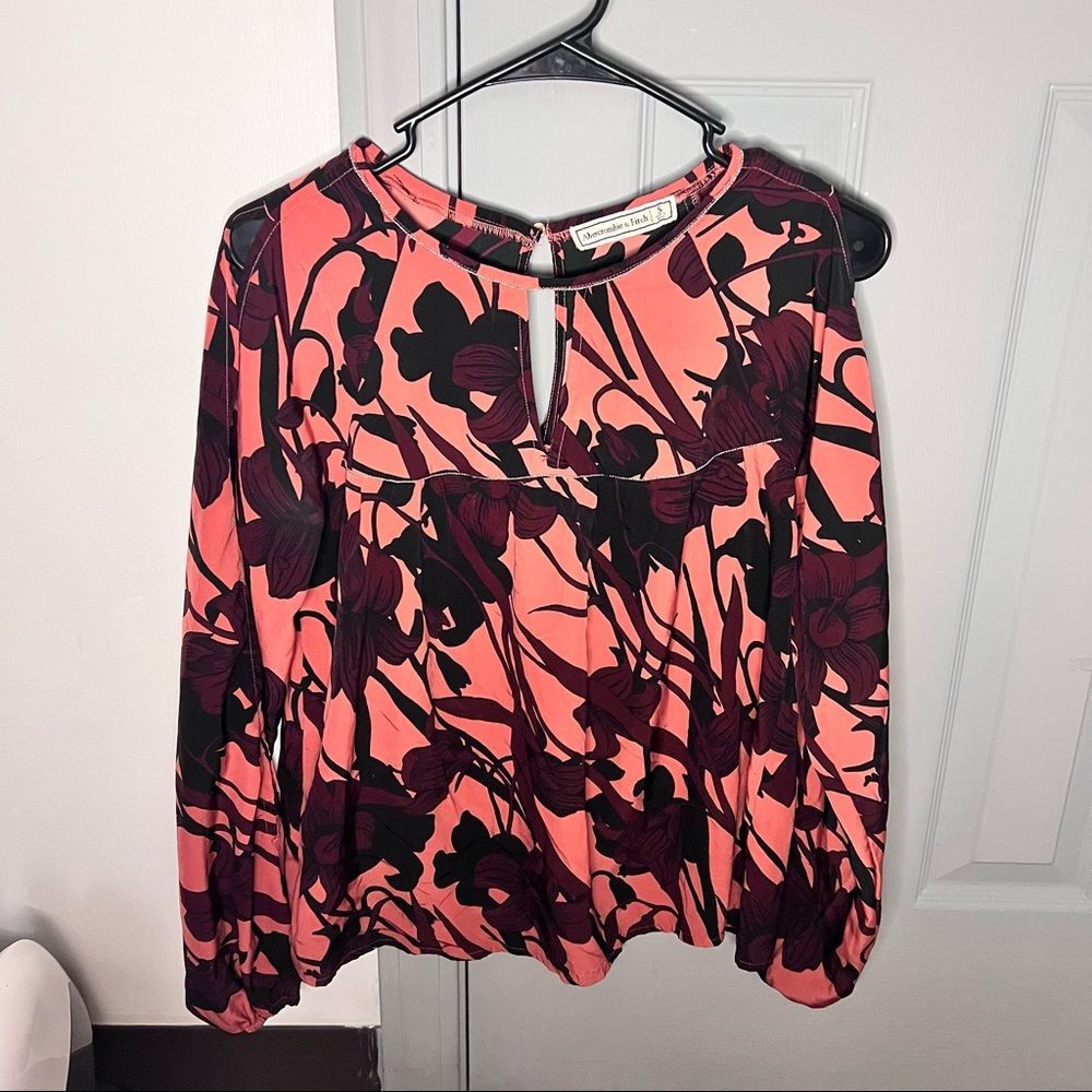Women's Abercrombie & Fitch Pink Open Shoulder Blouse — Small